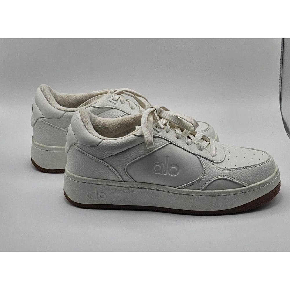 ALO Recovery Mode Vegan Leather Natural White Gum Unisex Low Top Sneaker W8.5 M7